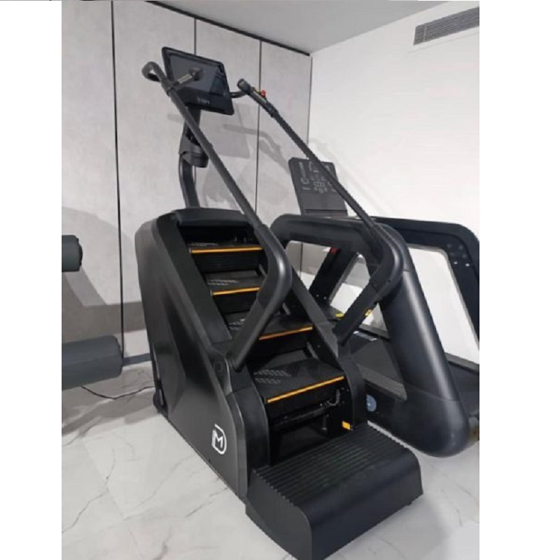 پله برقی باشگاهی دایاموند ۵۳۱۱A پله برقی باشگاهی دایاموند ۵۳۱۱A